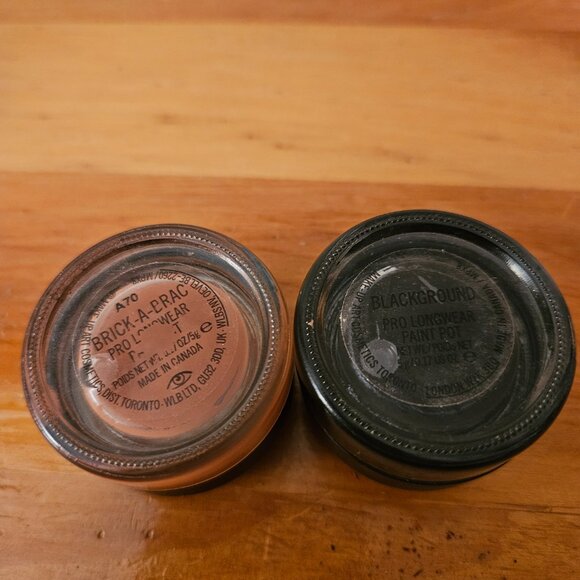MAC Paintpots - Picture 2 of 3